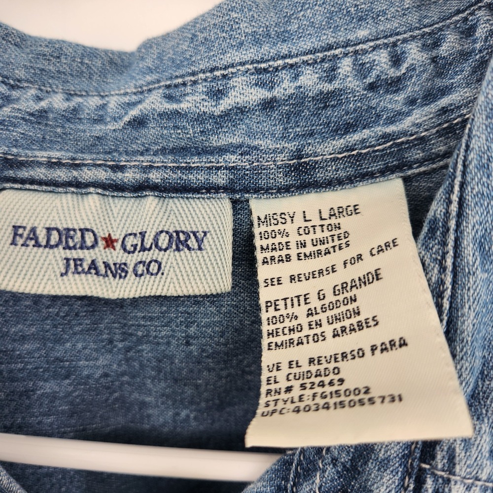 Faded Glory Jeans Co Womens Large Denim Button Down Shirt Short Sleeve Blue VTG - Picture 2 of 4